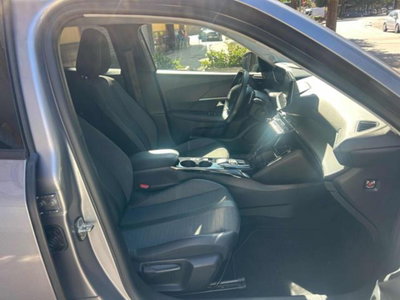Peugeot 2008 BlueHDi 130 S&S EAT8 Allure Pack (9)