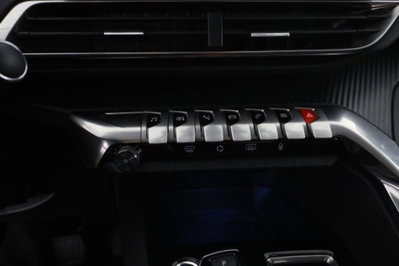 Peugeot 3008 PureTech Turbo 130 S&S EAT8 Allure (13)