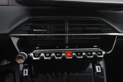 Peugeot 208 PureTech 100 Stop&Start 5 porte Allure (12)