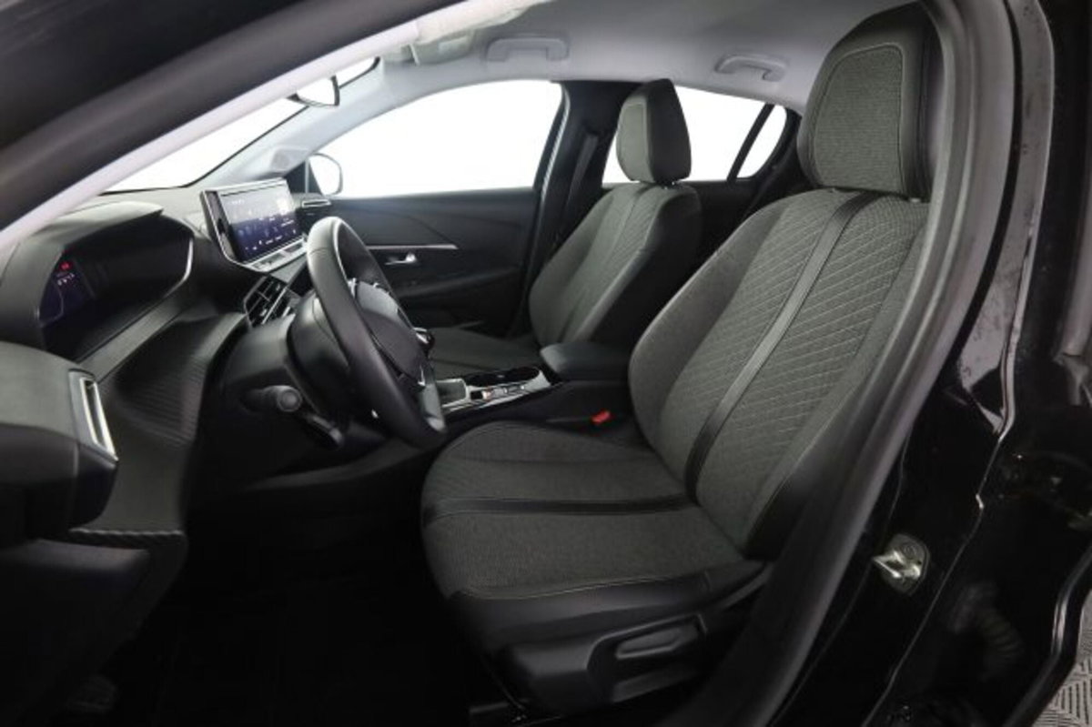 Peugeot 208 PureTech 100 Stop&Start 5 porte Allure (2)