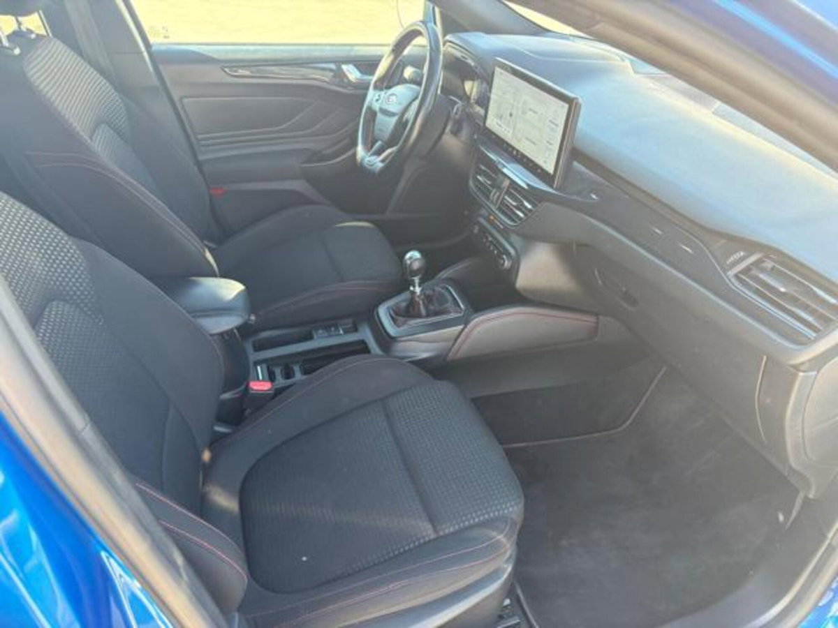 Ford Focus 1.0 EcoBoost 125 CV 5p. ST-Line (15)