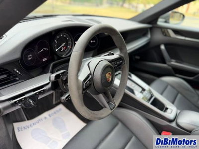 Porsche 911 Coupé Coupe 3.0 Carrera 4 auto (2)