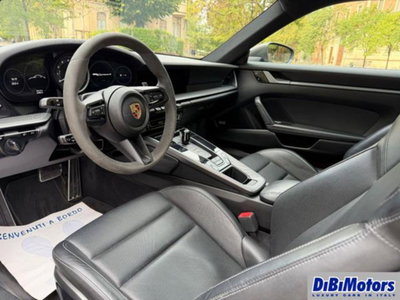 Porsche 911 Coupé Coupe 3.0 Carrera 4 auto (4)