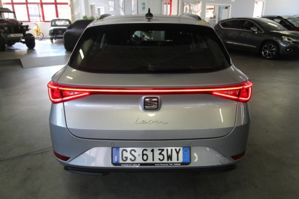 SEAT Leon 2.0 tdi Style 150cv dsg (6)