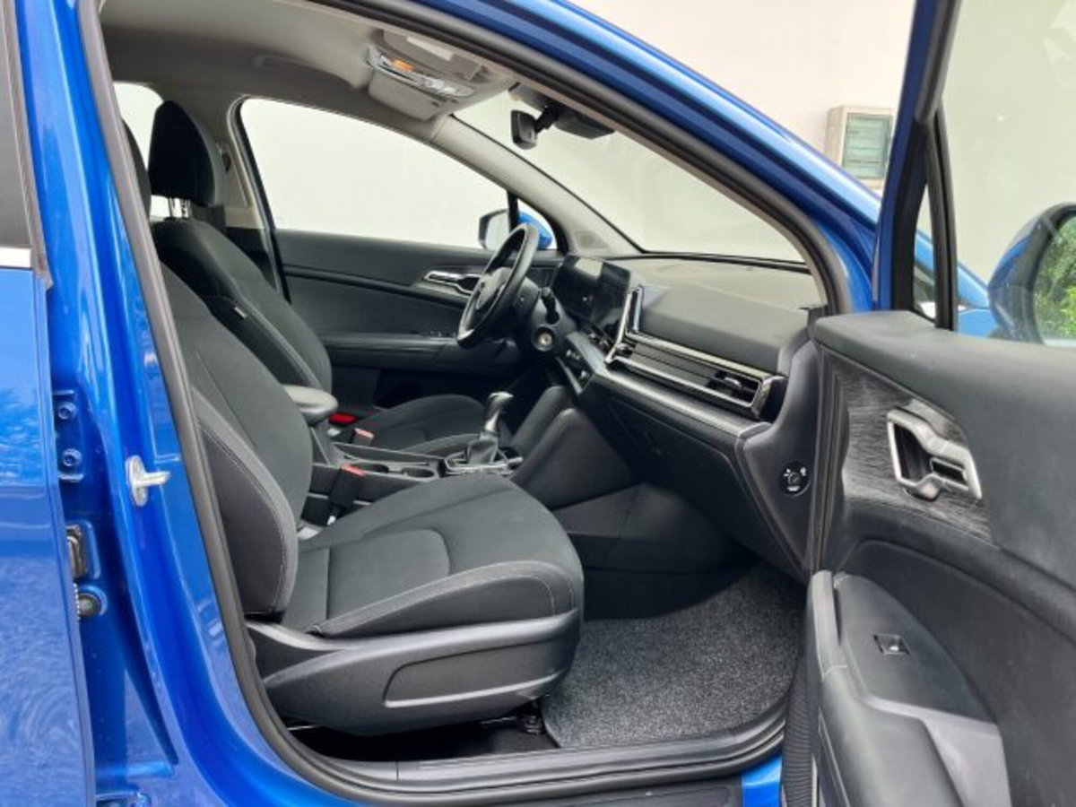 Kia Sportage 1.6 CRDi MHEV Business (8)