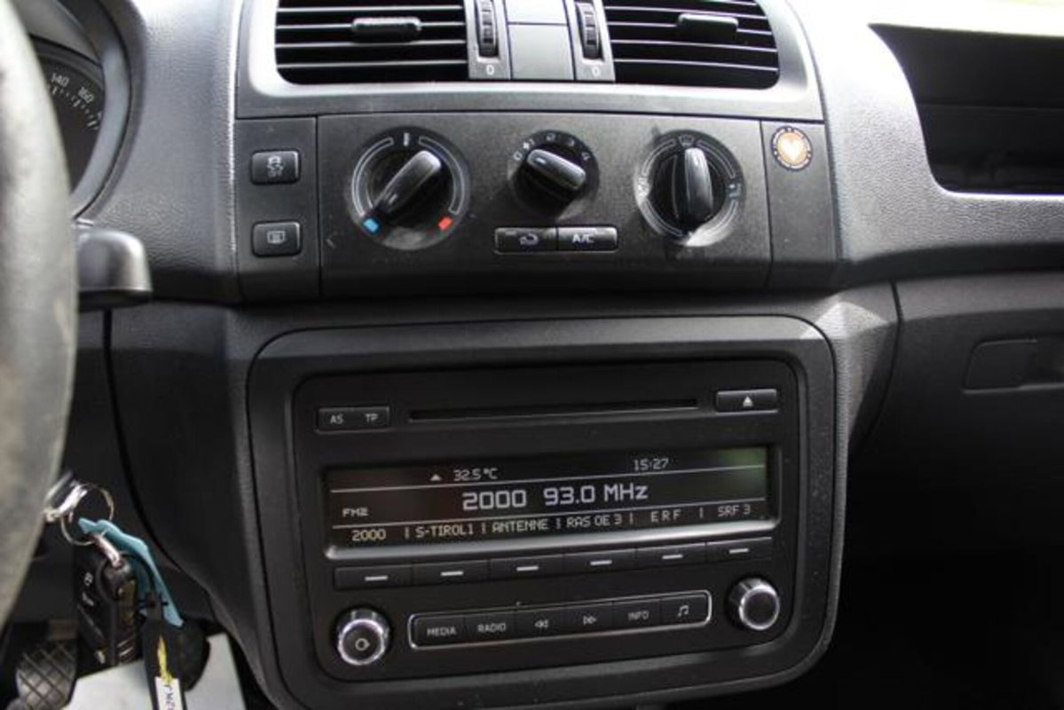 Skoda Roomster TDI CR 75CV Easy (10)