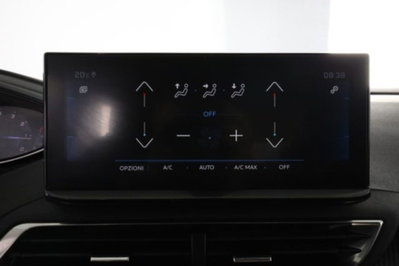 Peugeot 3008 PureTech Turbo 130 S&S EAT8 Allure (11)