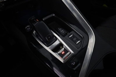 Peugeot 3008 PureTech Turbo 130 S&S EAT8 Allure (14)
