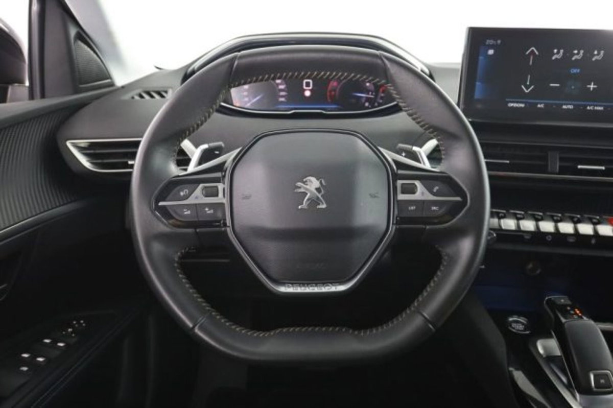 Peugeot 3008 PureTech Turbo 130 S&S EAT8 Allure (5)