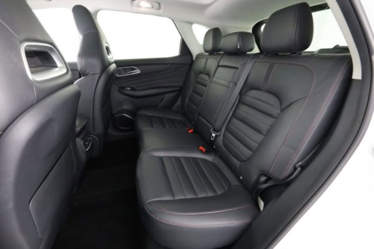 Mg EHS Plug-in Hybrid Exclusive (3)
