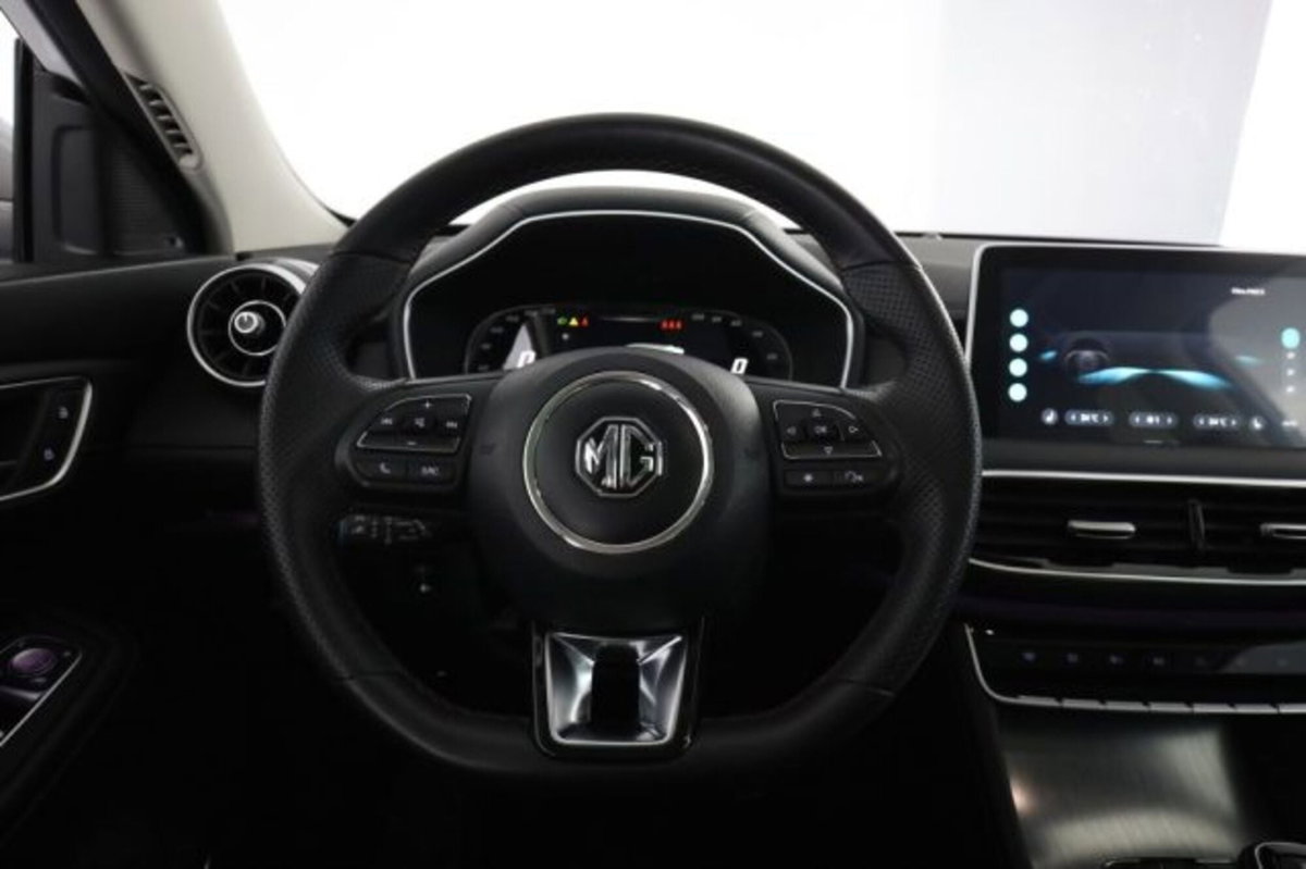 Mg EHS Plug-in Hybrid Exclusive (5)