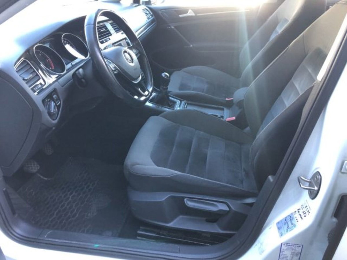 Volkswagen Golf 1.6 TDI 5p. Highline BlueMotion Technology (12)