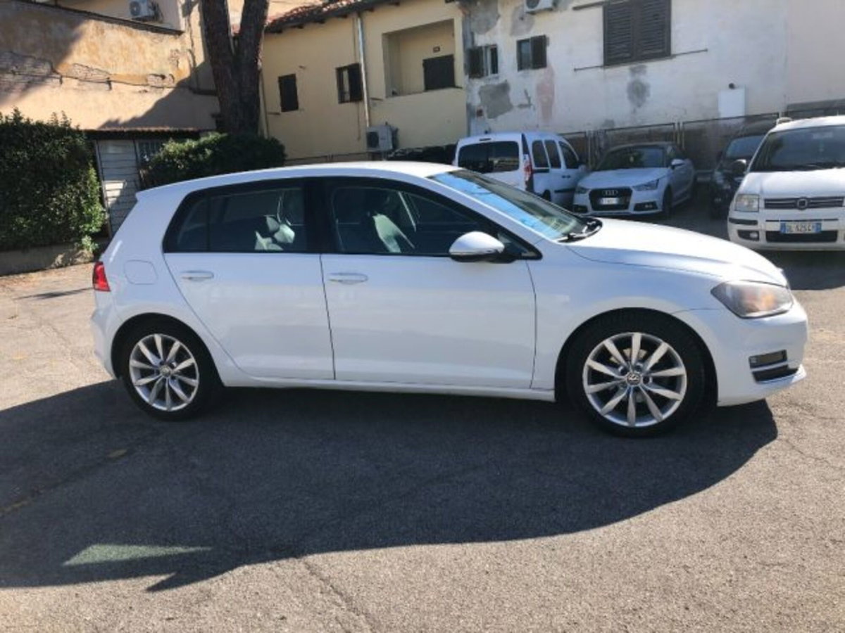 Volkswagen Golf 1.6 TDI 5p. Highline BlueMotion Technology (8)