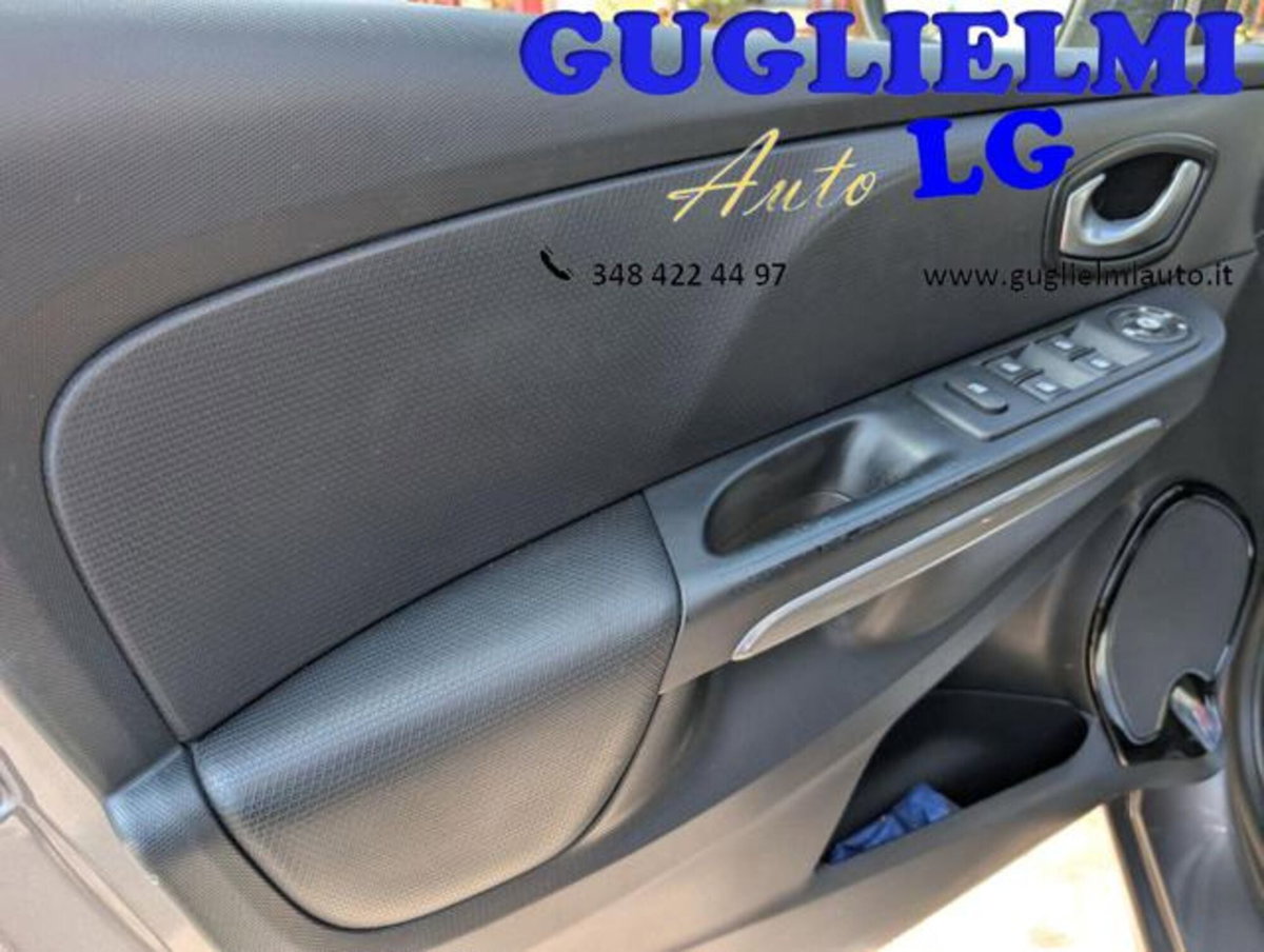 Renault Clio 1.2 75CV GPL 5 porte Costume National (10)