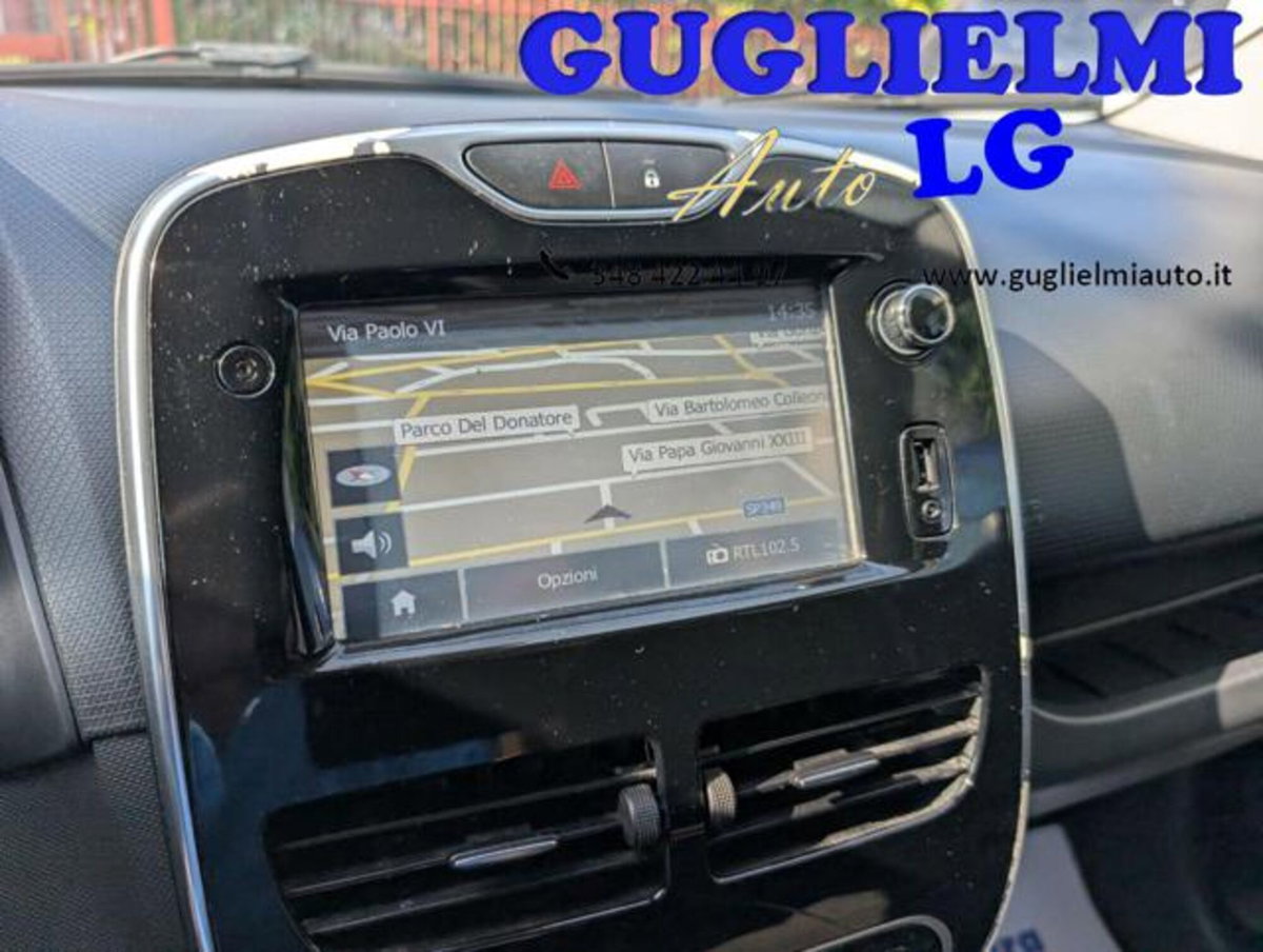 Renault Clio 1.2 75CV GPL 5 porte Costume National (16)
