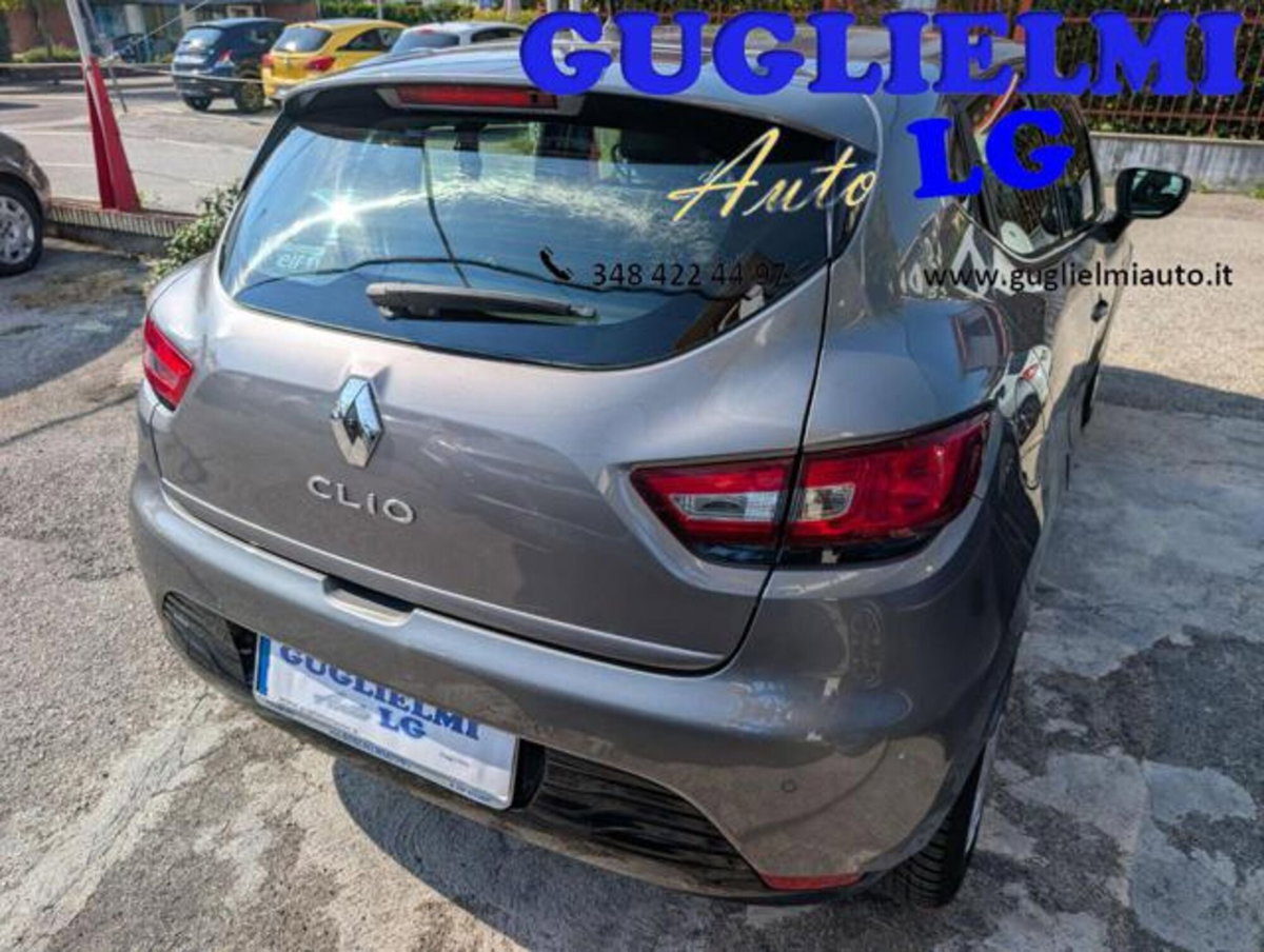 Renault Clio 1.2 75CV GPL 5 porte Costume National (7)