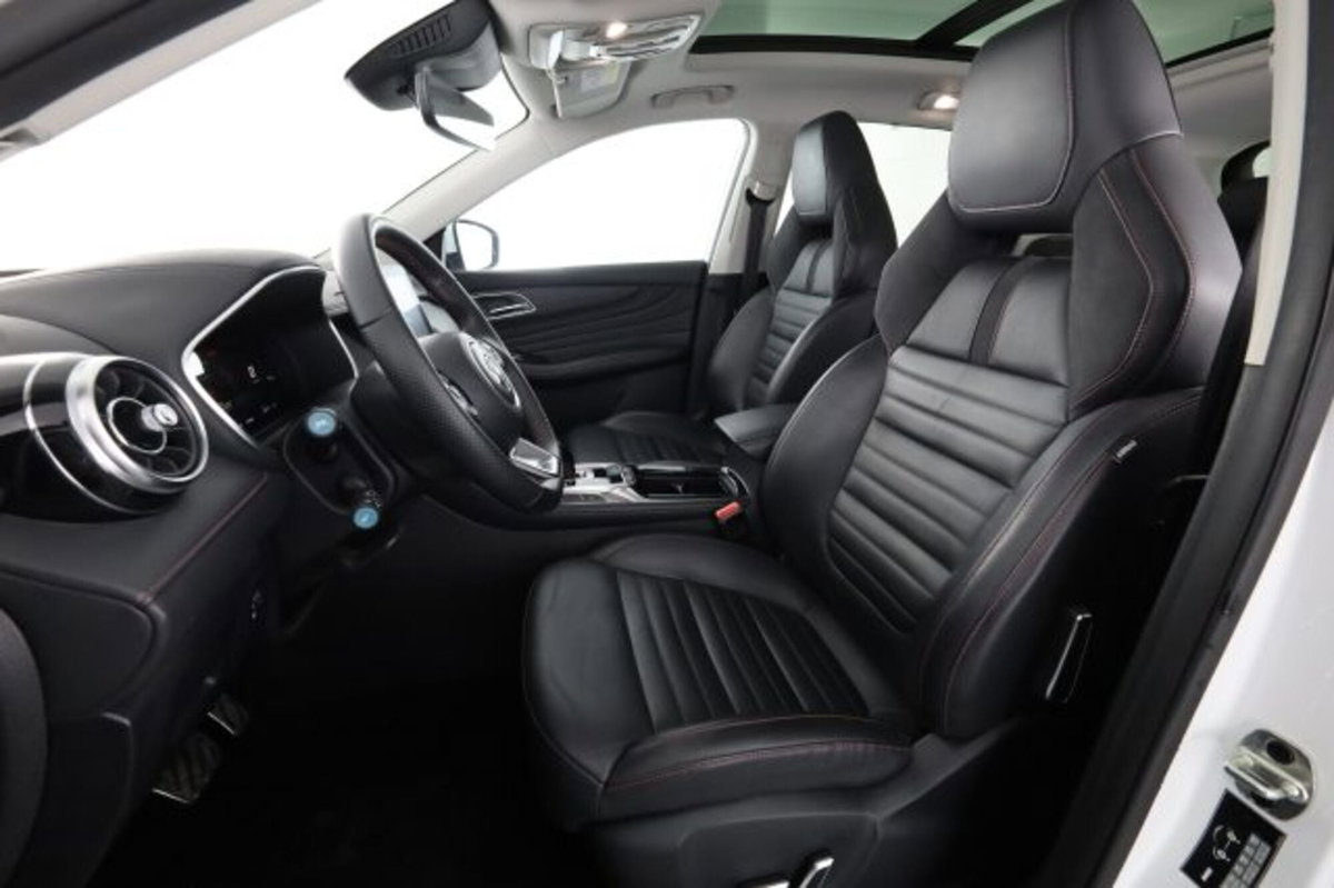 Mg EHS Plug-in Hybrid Exclusive (2)