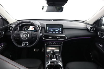 Mg EHS Plug-in Hybrid Exclusive (4)