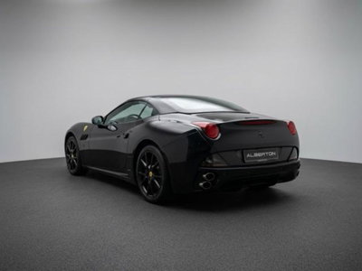 Ferrari California Spider California DCT (12)