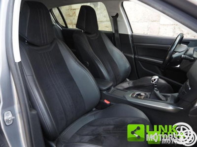 Peugeot 308 BlueHDi 120 S&S Allure (20)