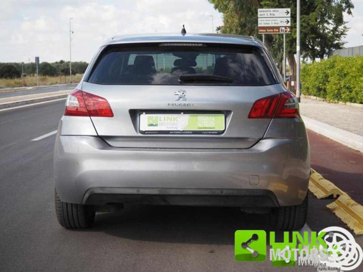 Peugeot 308 BlueHDi 120 S&S Allure (7)