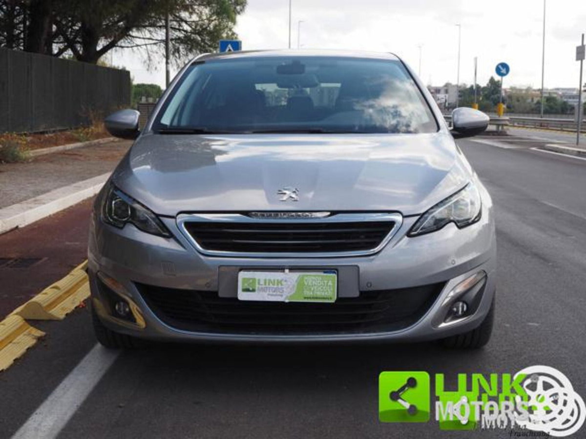 Peugeot 308 BlueHDi 120 S&S Allure (8)