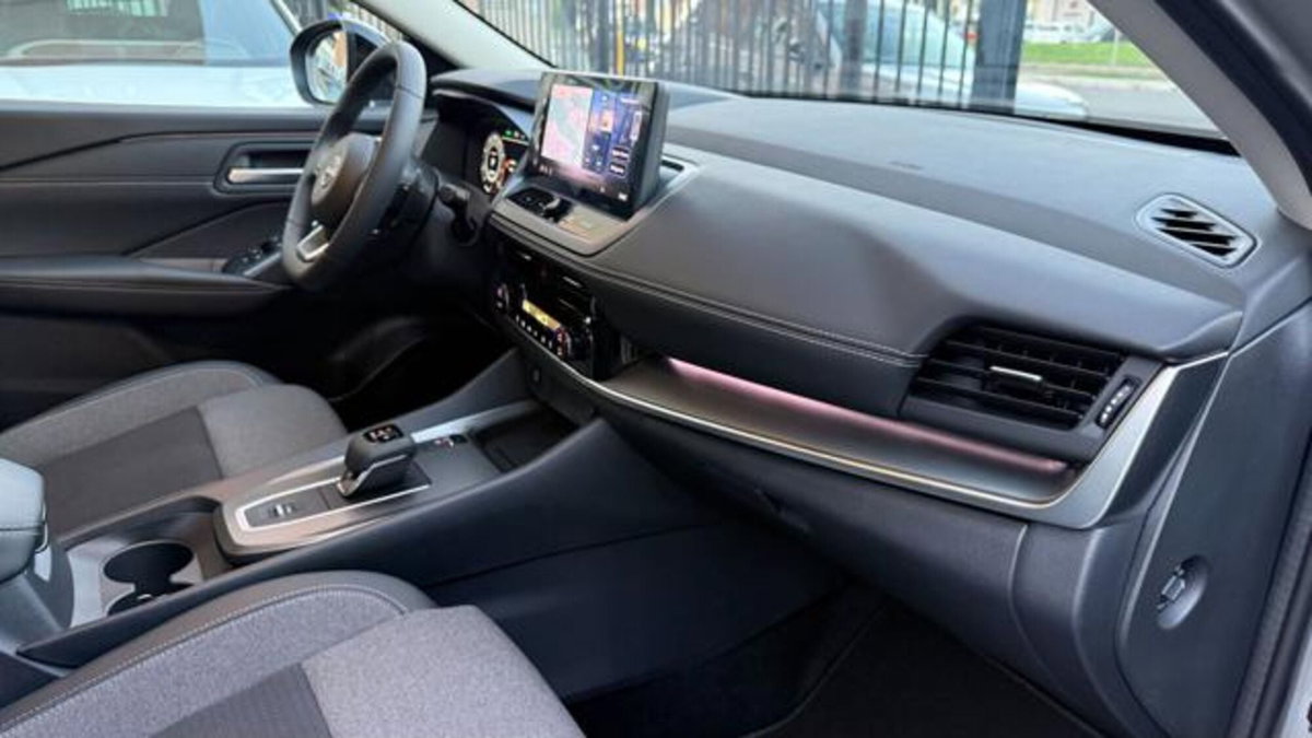 Nissan Qashqai 1.3 mhev Tekna+ 4wd 158cv xtronic (20)