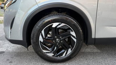 Nissan Qashqai 1.3 mhev Tekna+ 4wd 158cv xtronic (4)