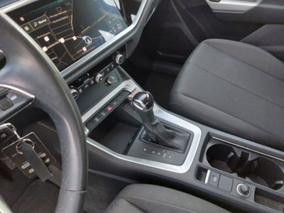 Audi Q3 35 TDI quattro S tronic Business (17)