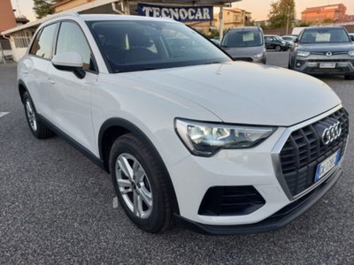 Audi Q3 35 TDI quattro S tronic Business (3)