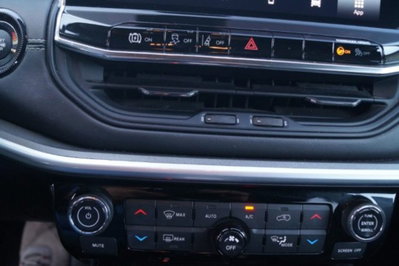 Jeep Compass 1.3 T4 190CV PHEV AT6 4xe Limited (15)