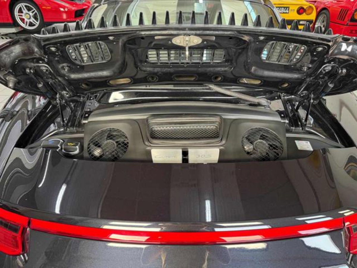 Porsche 911 Coupé 3.0 Carrera 4S (15)