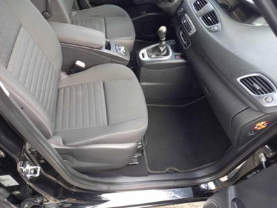 Renault Scenic E-Tech Electric 1.5 dCi 110CV Live (12)