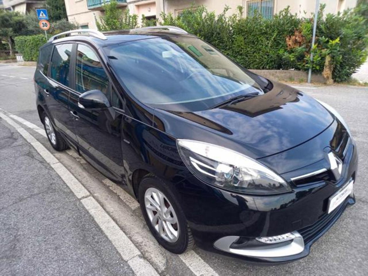 Renault Scenic E-Tech Electric 1.5 dCi 110CV Live (7)