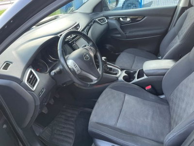 Nissan Qashqai 1.5 dCi N-Vision (12)