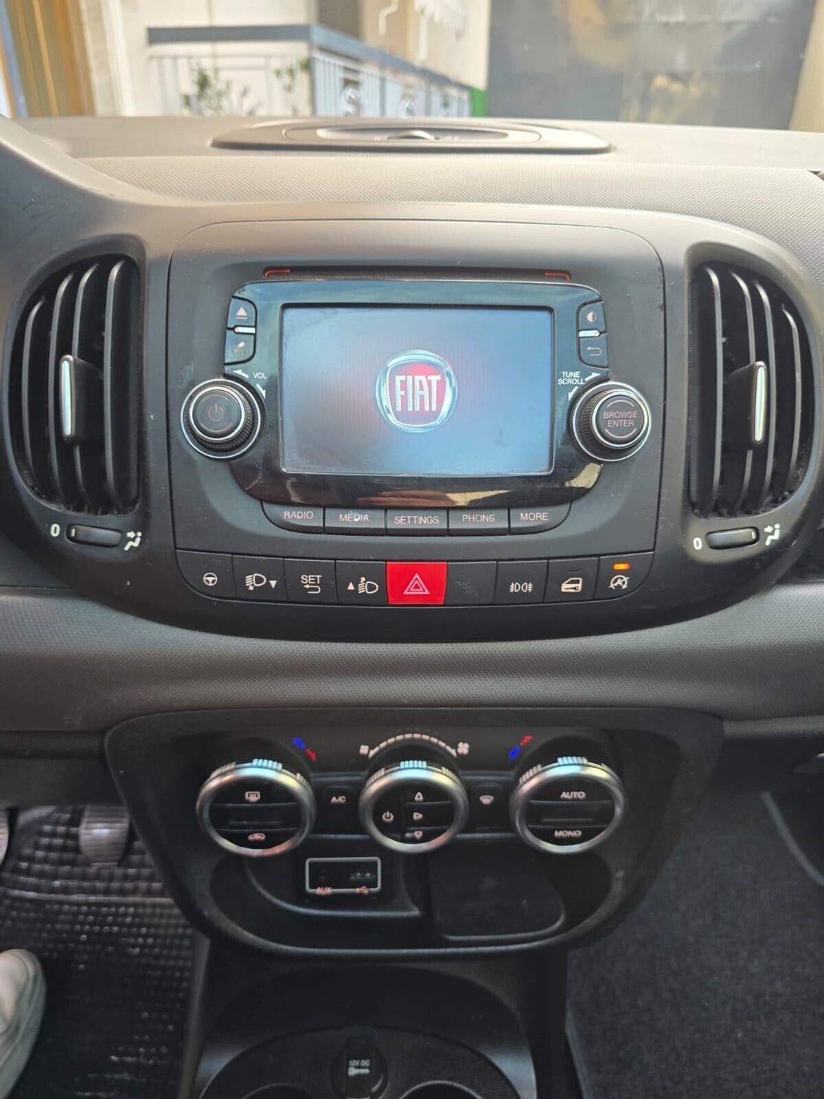 Fiat 500L 1.3 Multijet 95 CV Dualogic Lounge (15)