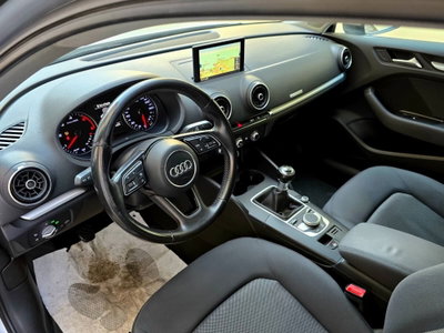 Audi A3 1.6 TDI 116 CV Sport (14)