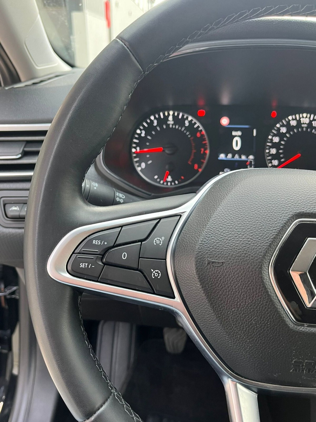 Renault Clio TCe 90 CV 5 porte Business (11)