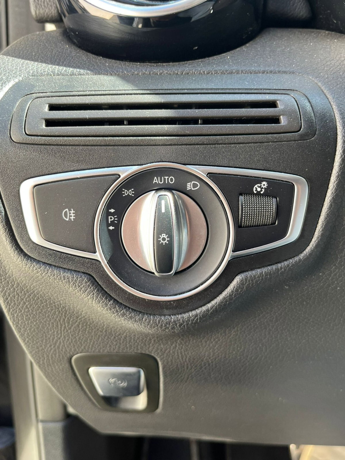 Mercedes-Benz GLC SUV 300 de 4Matic Plug-in hybrid Premium Plus (9)