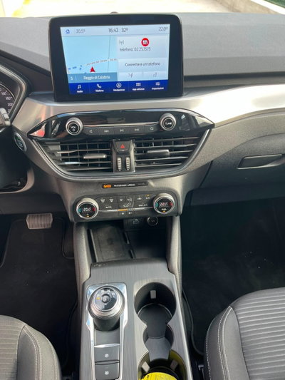 Ford Kuga 2.5 Plug In Hybrid 225 CV CVT 2WD Titanium (16)