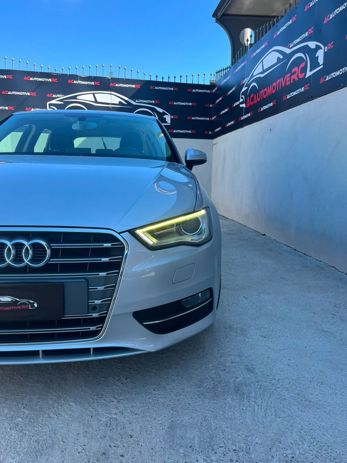 Audi A3 Sportback 2.0 TDI S tronic Attraction (2)
