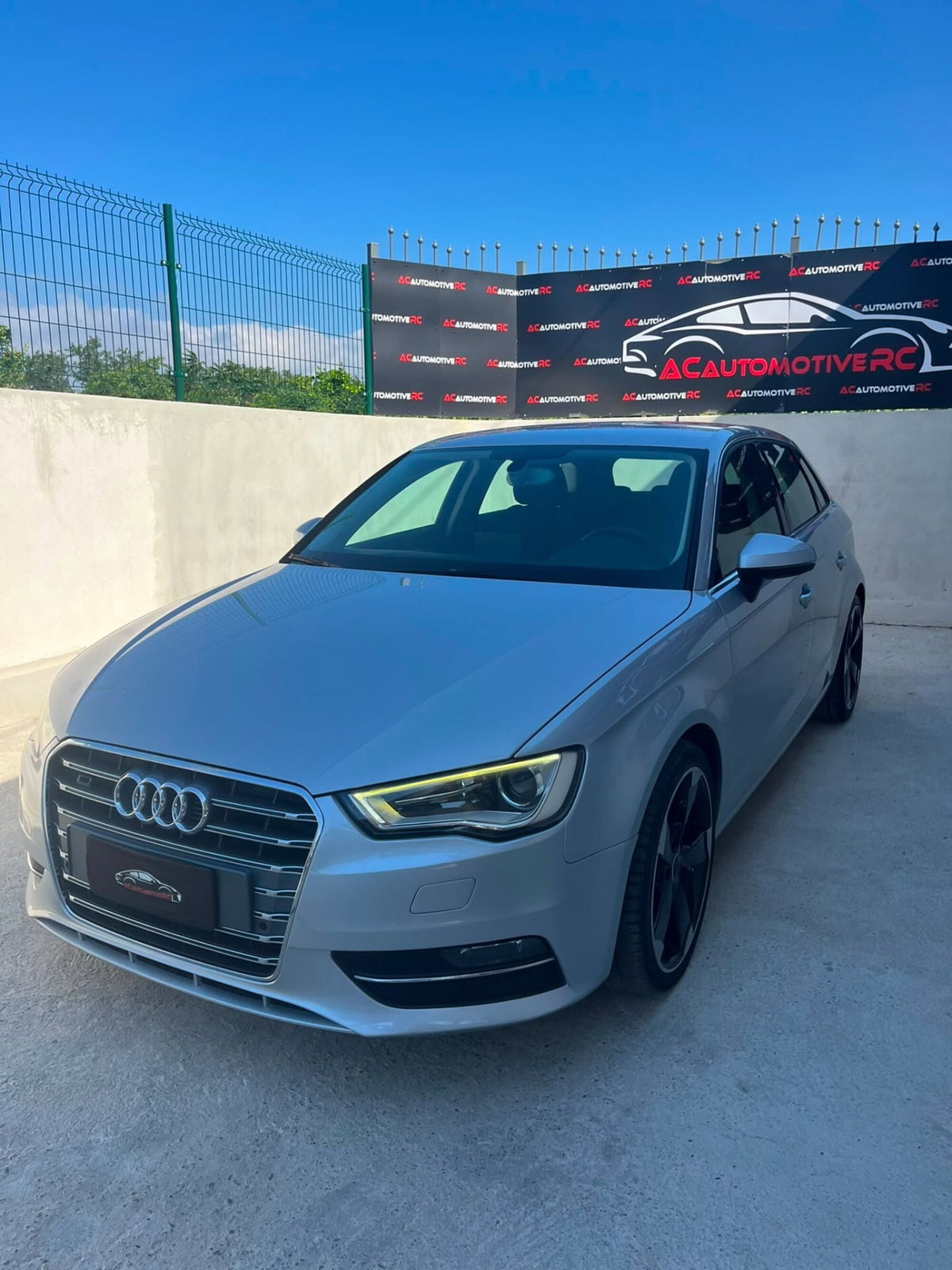 Audi A3 Sportback 2.0 TDI S tronic Attraction (3)