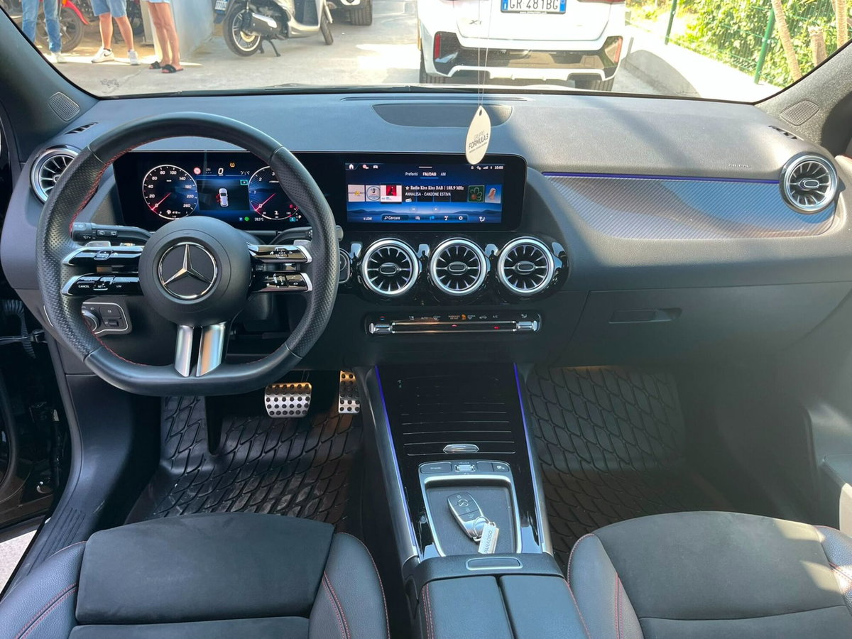 Mercedes-Benz GLA SUV 200 d AMG Line Premium Plus 4matic auto (15)