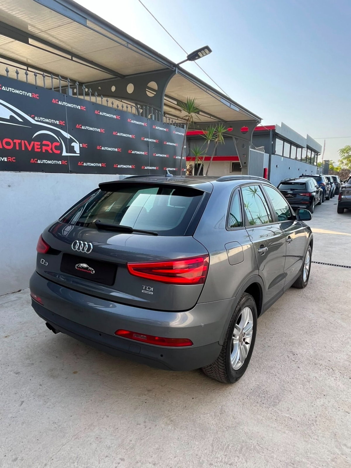 Audi Q3 2.0 TDI quattro S tronic S Line Edition (6)