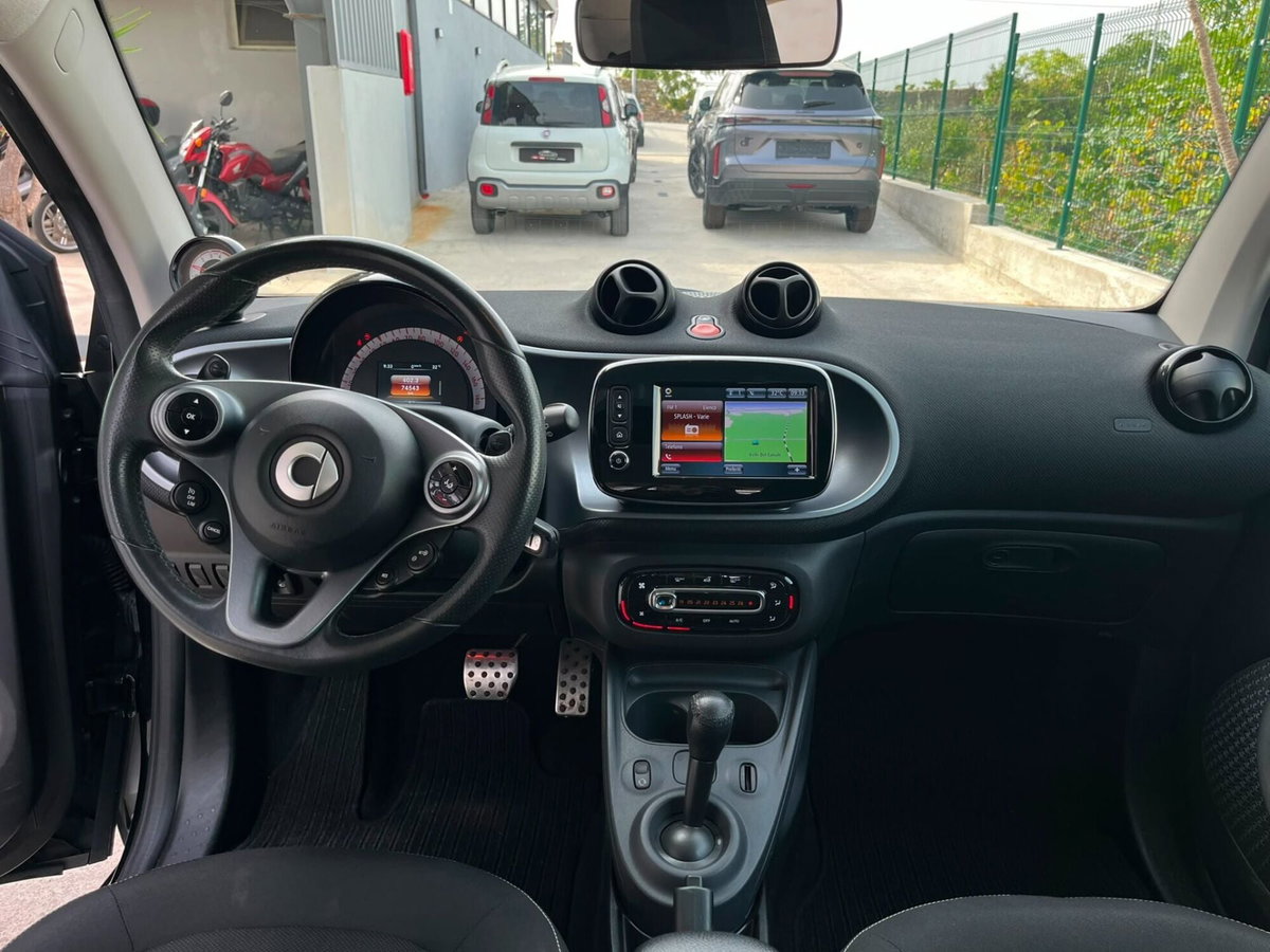 smart Fortwo 70 1.0 twinamic Superpassion (9)