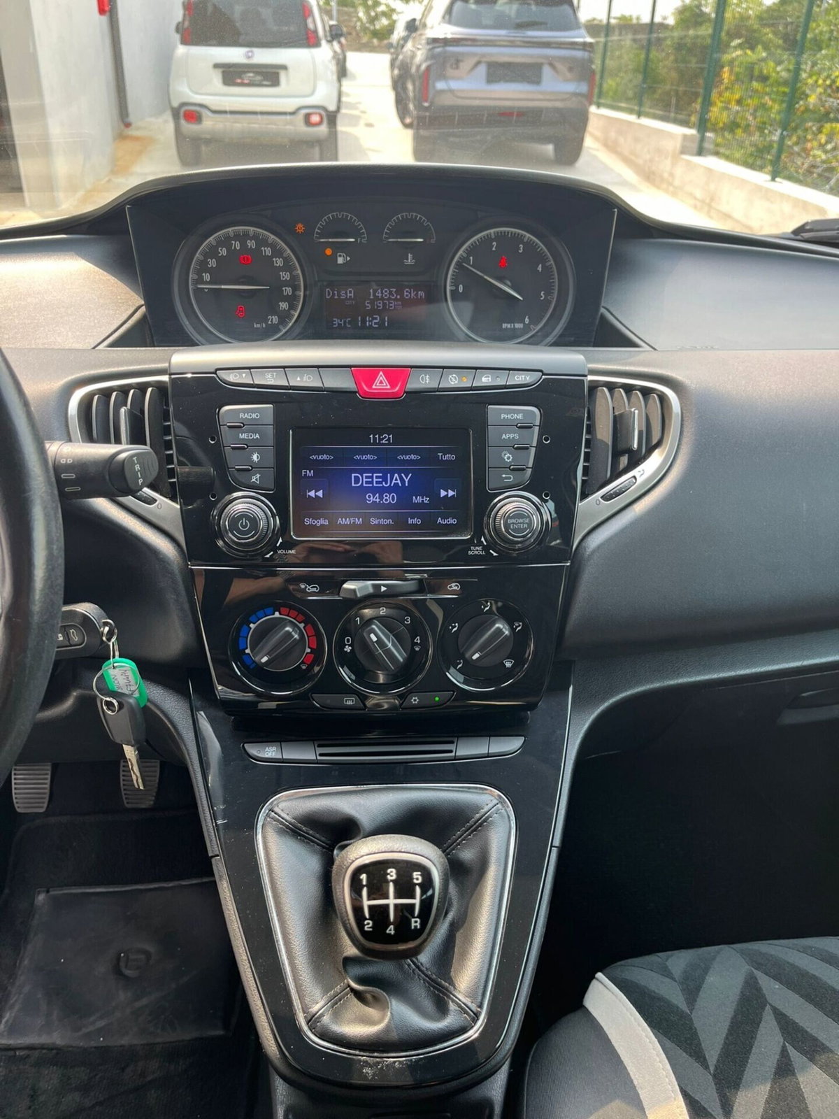 Lancia Ypsilon 1.3 MJT 16V 95 CV 5 porte S&S Platinum (15)