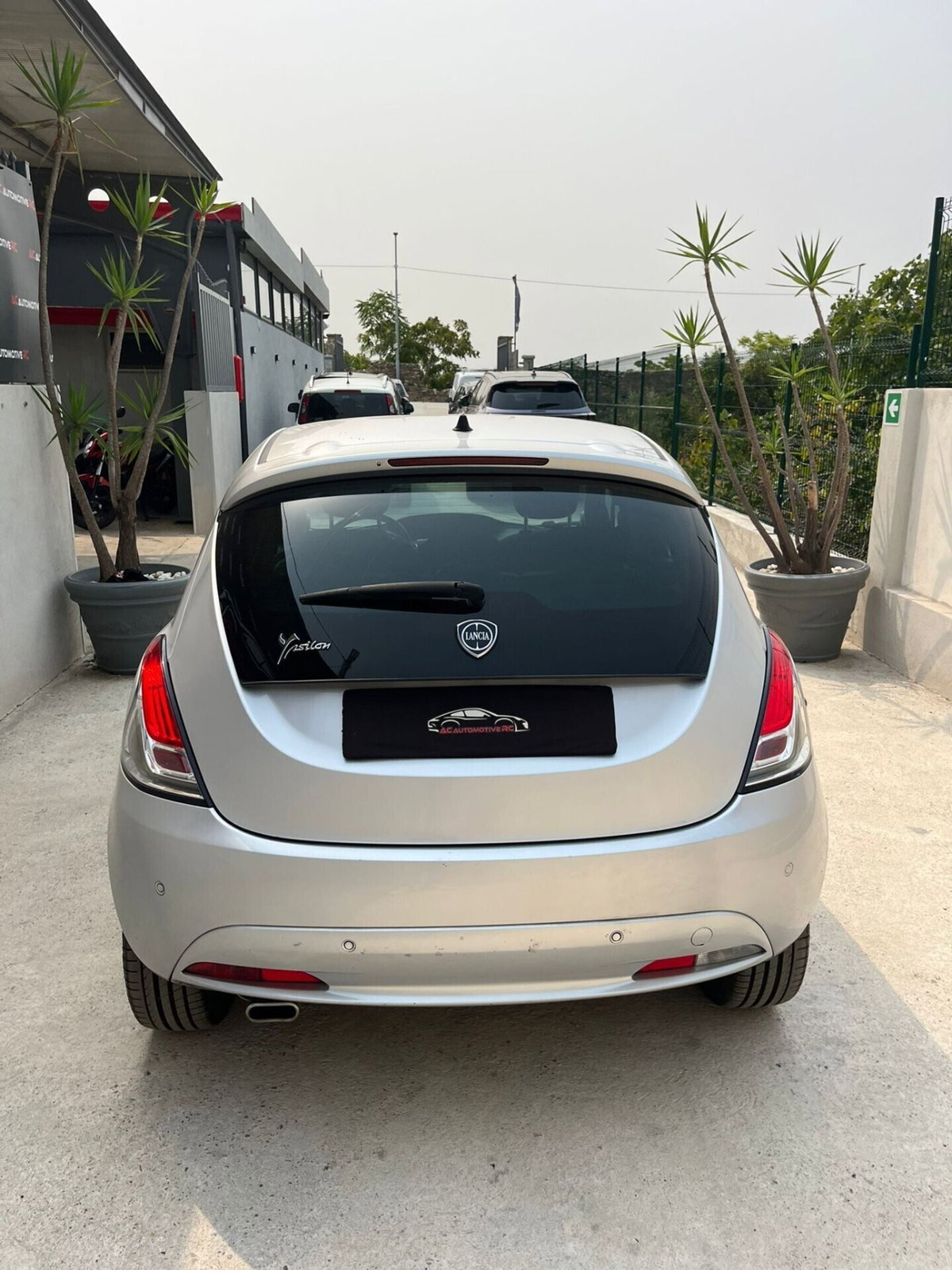 Lancia Ypsilon 1.3 MJT 16V 95 CV 5 porte S&S Platinum (5)