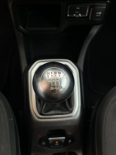 Jeep Renegade 1.6 Mjt 130 CV Limited (19)
