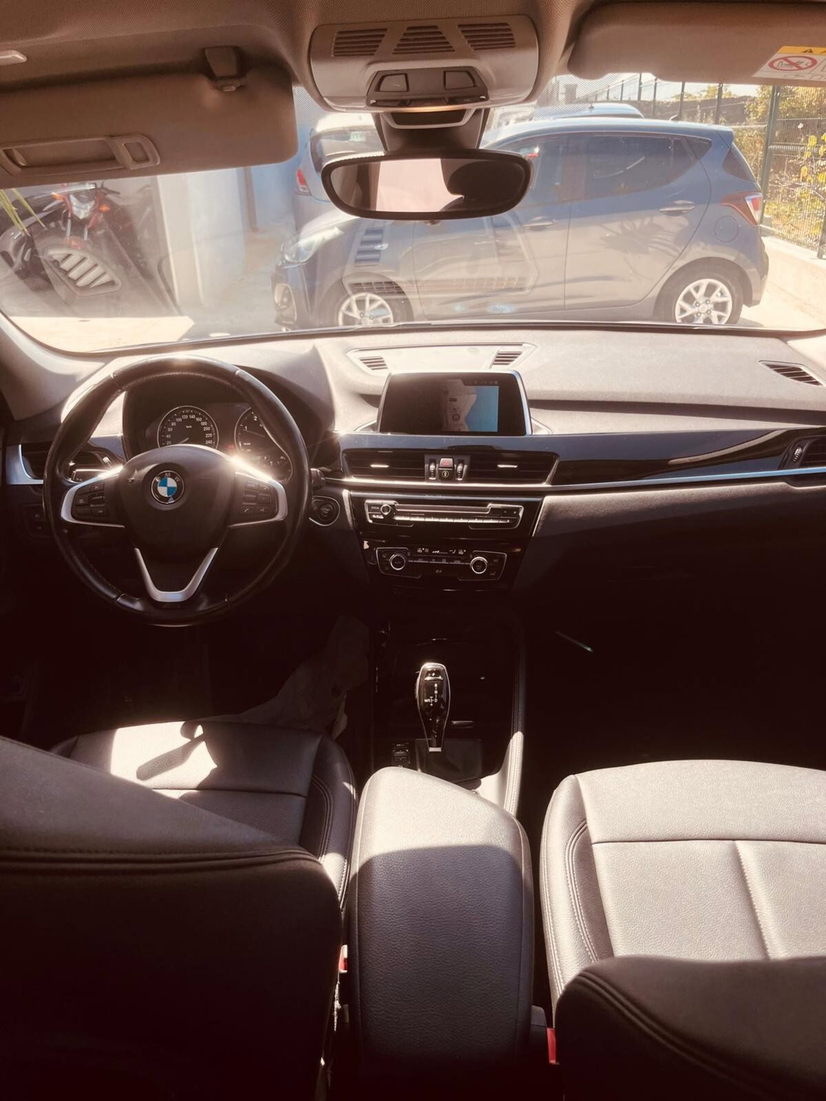 BMW X1 sDrive18d xLine Plus (10)
