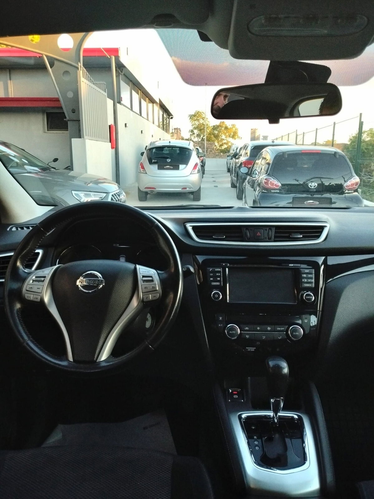 Nissan Qashqai 1.6 dCi 2WD Acenta (14)